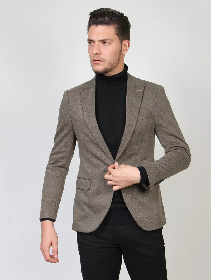 VESTE