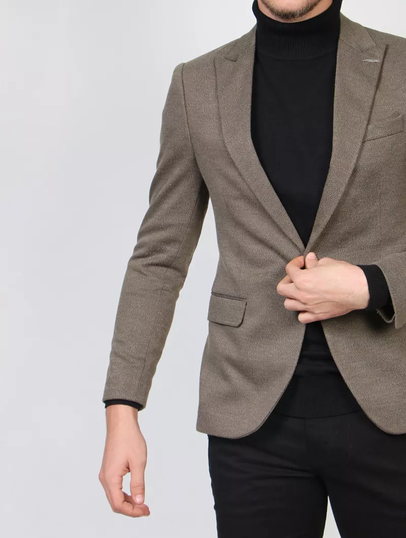 VESTE