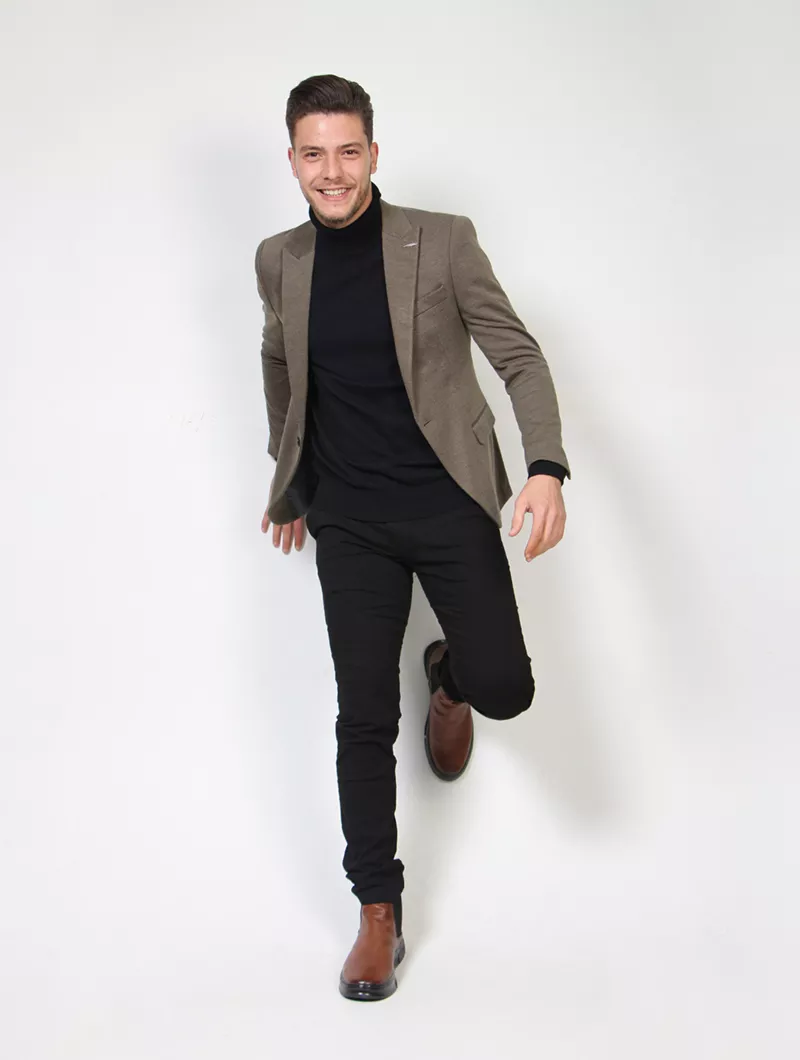 VESTE